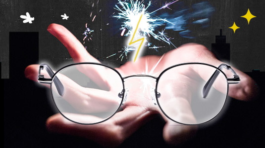 Kreisrunde Metall-Brillen für einen coolen Harry-Potter-Look an Halloween.