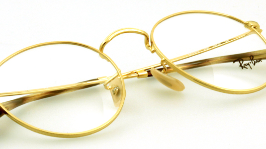 Ray-Ban - eine trendige Panto-Brille in einem edlen Goldton